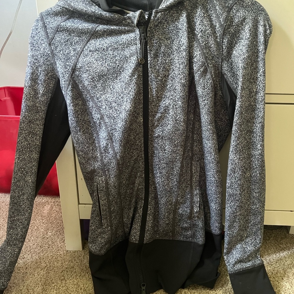 LULU Lemon zip up jacket